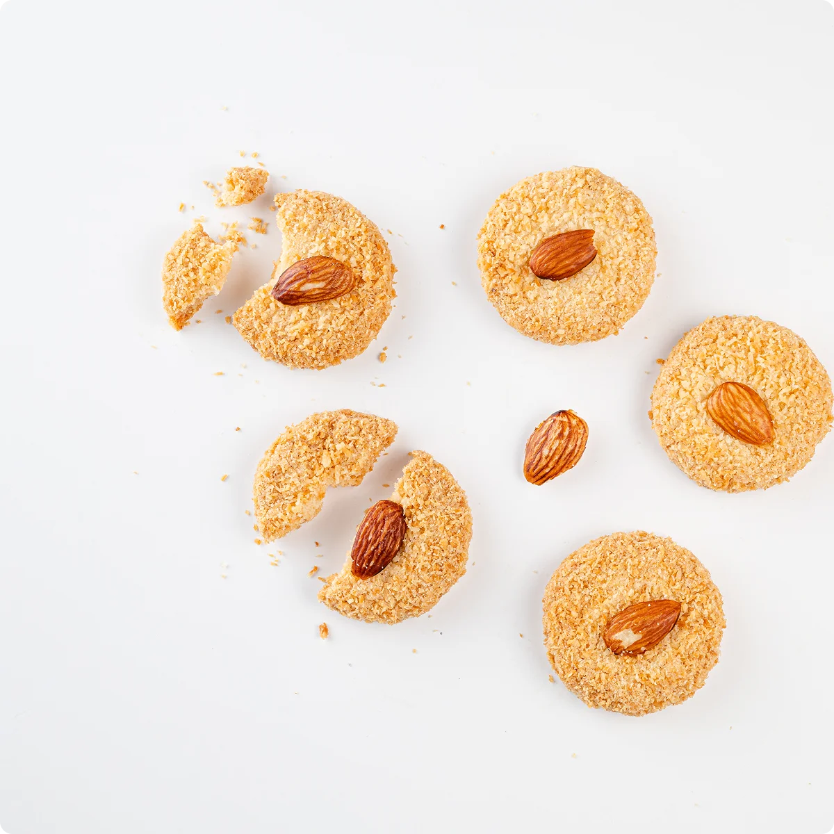 Almond cookies
